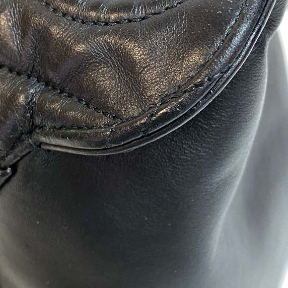 Salvatore Ferragamo quilted chain handbag, Gancini black, for women - Picture 4 of 15